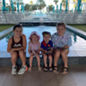 Meet your Posher, Isabella